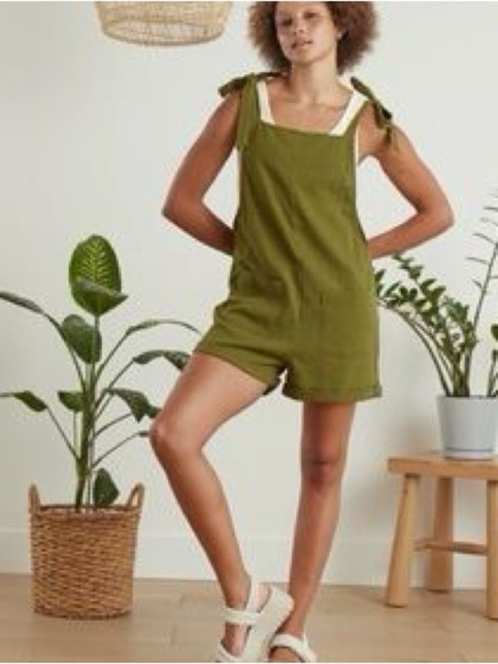 Known Supply Olive Green Organic Cotton Tie-Shoulder Romper Medium Boho
